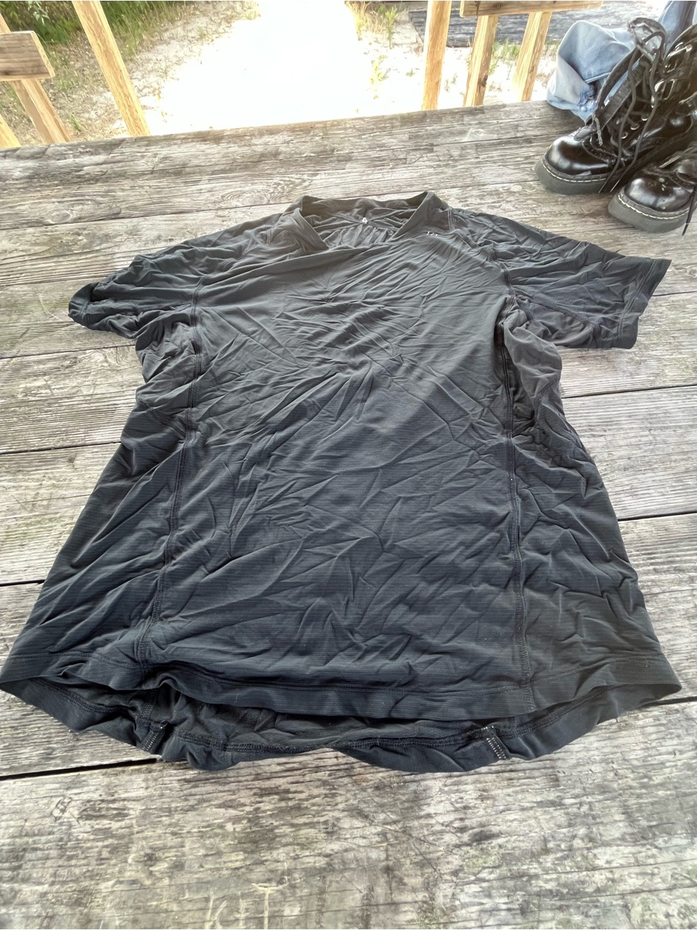 LULULEMON MENS Black Short Sleeve Athletic Tee nylon sz med